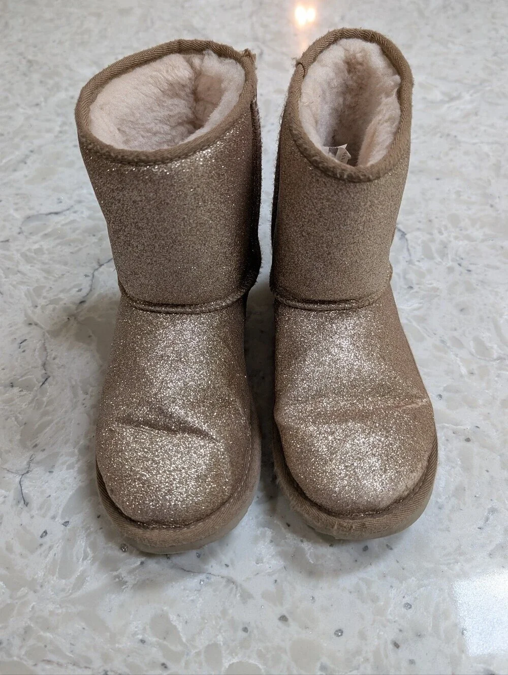 UGG Kids Classic Short II Gold Glitter Boot Girls Size 3